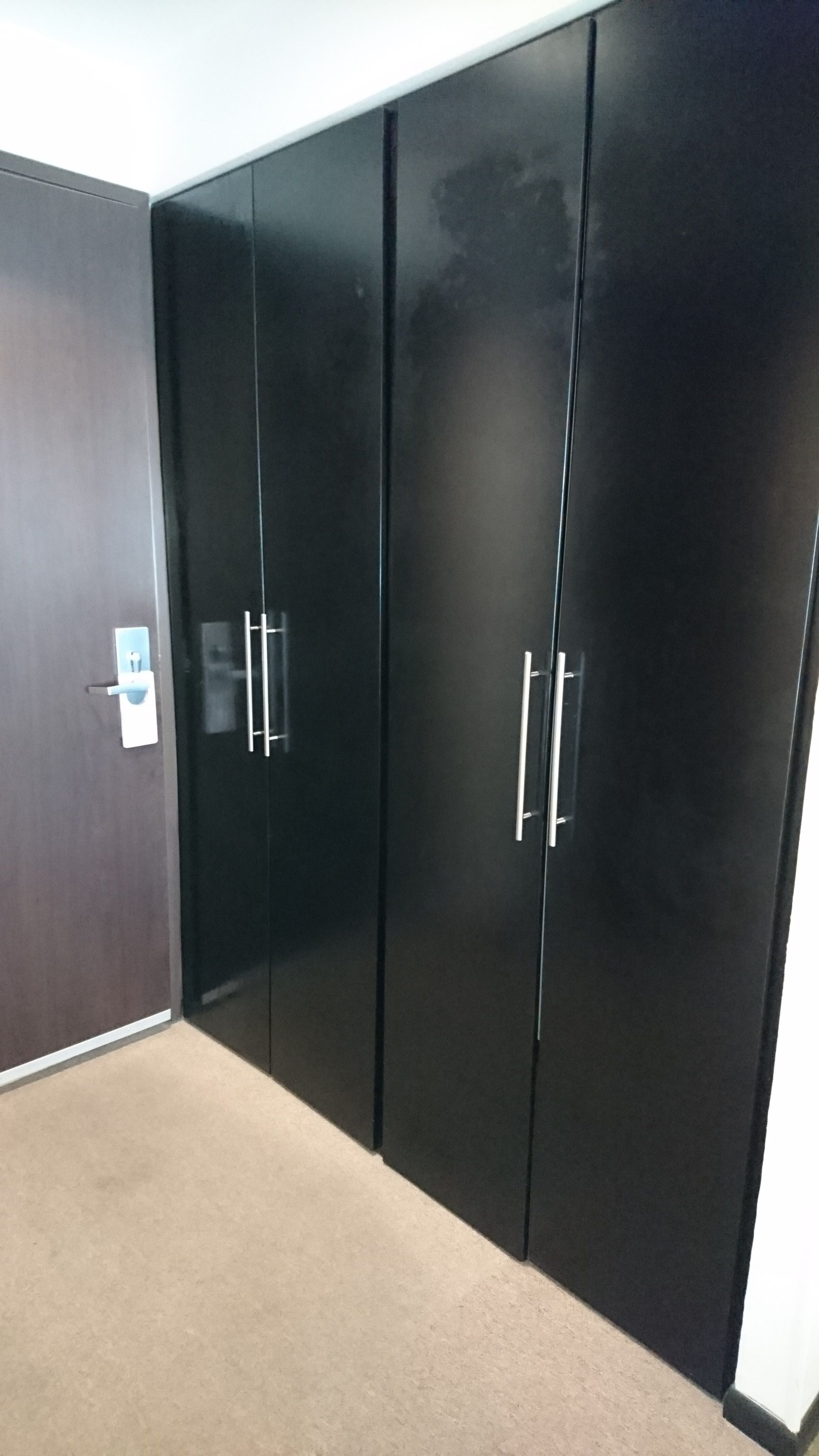 standard single room (cama queen) | down duvets, in-room safe, individually furnished, desk