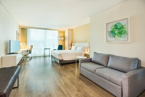 Junior Suite, 1 King Bed