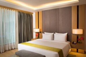 1 bedroom, premium bedding, minibar, in-room safe
