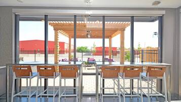 Free buffet breakfast