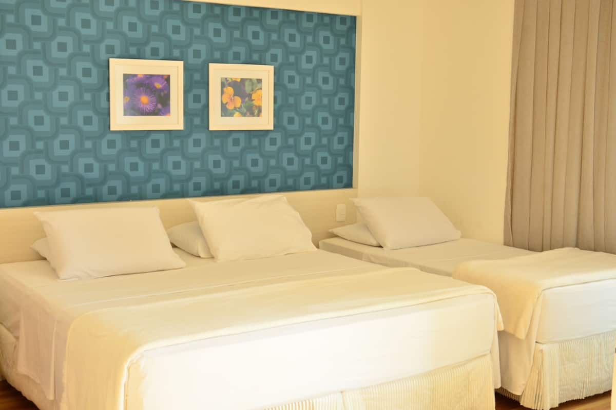 1 chambre, décoration personnalisée, ameublement personnalisé, bureau