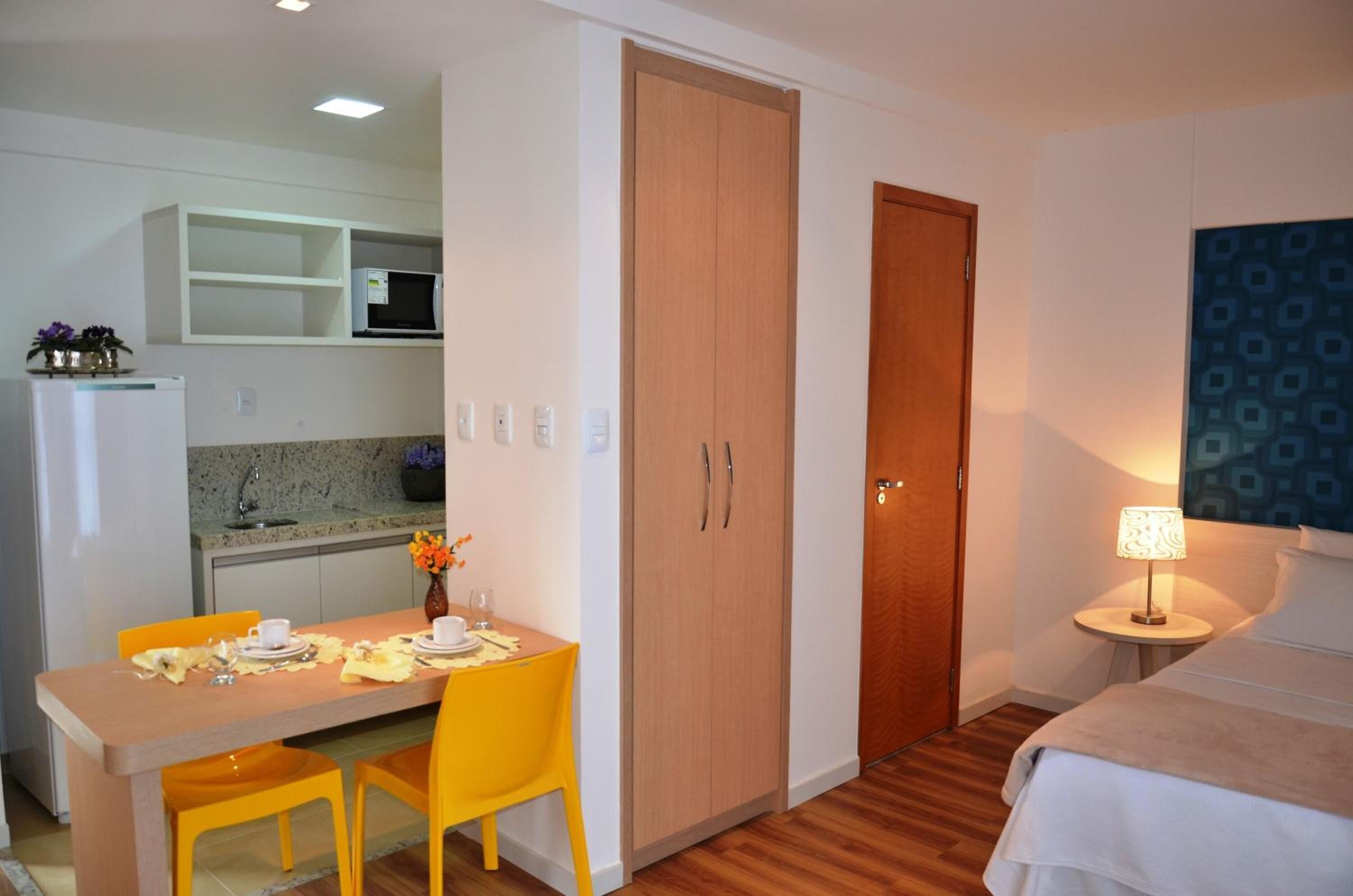 individually decorated, individually furnished, desk, laptop workspace