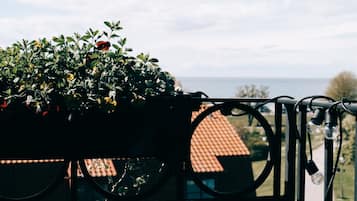 Doppel- oder Zweibettzimmer (Superior Corner) | Balkon