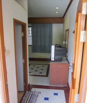 Standard Double Room with Fan | Équipements de la chambre