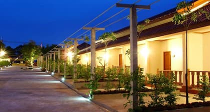 Oasis Resort