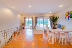 Chambre, 3 chambres (3 Bedrooms) | 3 chambres, Wi-Fi gratuit