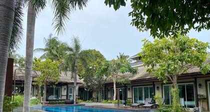 Nirundorn Resort