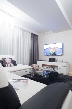 Apartment, 1 Bedroom | Living room - The Queen Luxury Apartments - Villa Marilyn (Luxembourg City)