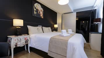 1 chambre, bureau, chambres insonorisées, fer et planche à repasser