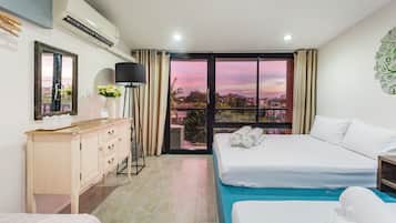 Basic Triple Room | Individually decorated, blackout curtains, free WiFi, bed sheets