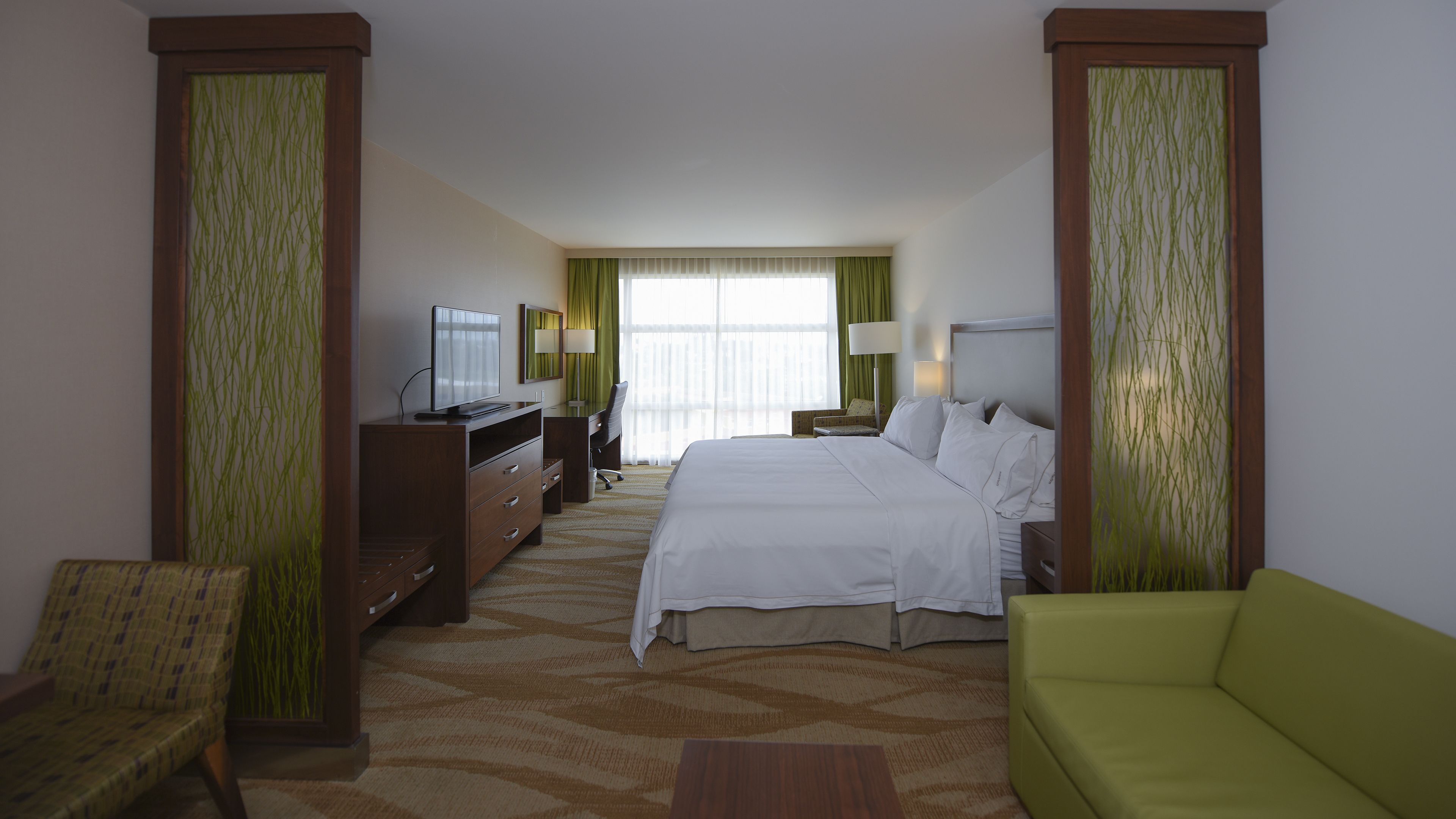 Suite, 1 King Bed (Top Floor)