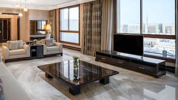 Suite Royal, 1 cama doble (Haram View) | 1 dormitorio, ropa de cama de alta calidad, caja fuerte y escritorio