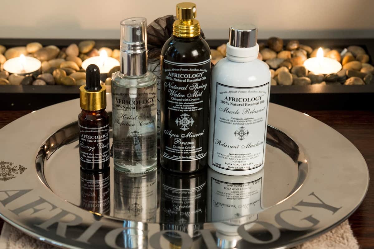 body treatments, facials, 2 treatment rooms