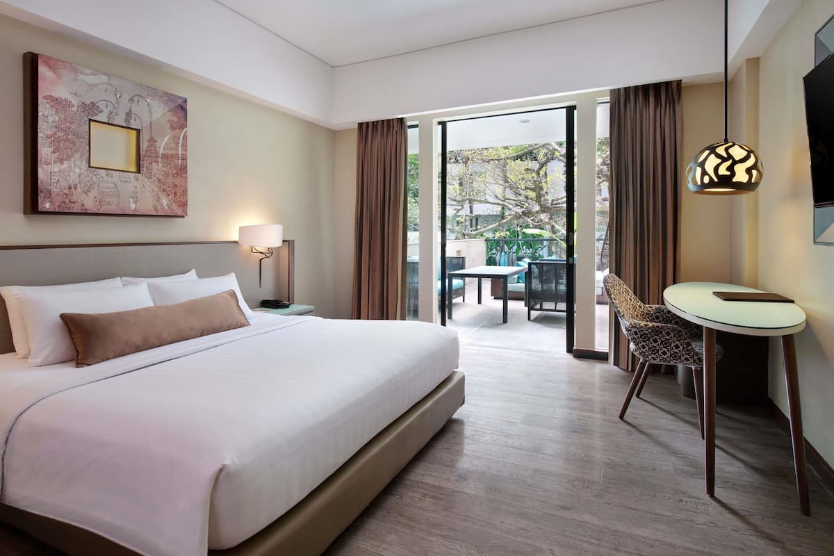 Privilege, Quarto, 1 cama King, sacada | 1 quarto, roupas de cama premium, frigobar, cofres nos quartos