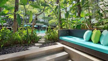 Deluxe Room, 1 King Bed, Pool Access | Premium bedding, minibar, in-room safe, desk