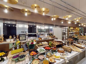 Daily buffet breakfast for a fee - Mercure Bucharest City Center (Bucharest)