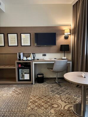 Privilege, Suite, 1 Double Bed with Sofa bed | Down comforters, minibar, in-room safe, desk