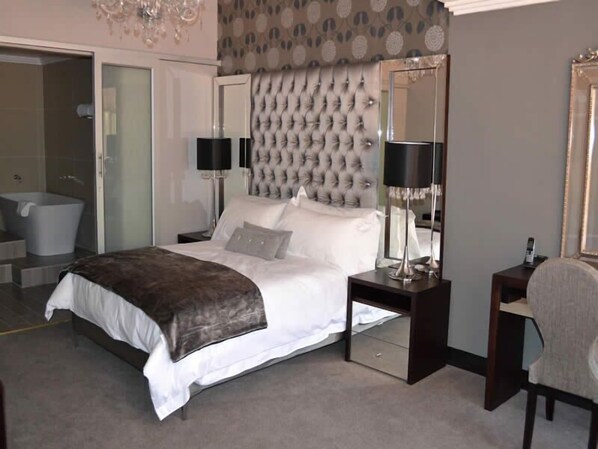 In-room safe, soundproofing