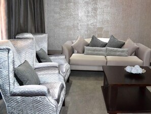 Deluxe Room, 1 King Bed | View from room