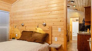 小屋, 2 间卧室, 无烟房, 简易厨房 (Linens Included, Pets Allowed) | 收费 WiFi