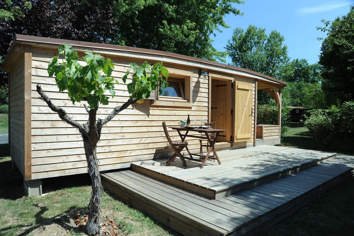 Ecolodge 2/3 persons | Soundproofing, iron/ironing board, cots/infant beds, free WiFi