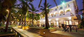 THE PRIVILEGE FLOOR by Lotus Blanc