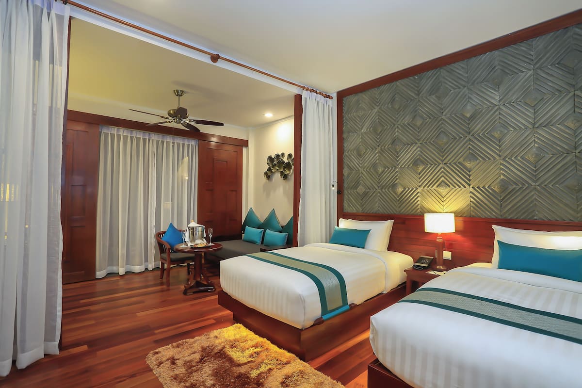 Landmark Twin Room | 1 bedroom, premium bedding, minibar, in-room safe