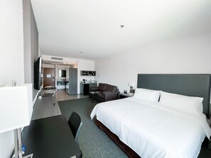 Suite, 1 King Bed