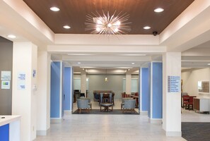 Lobby - Holiday Inn Express & Suites Temple - Medical Center Area by IHG (Temple)
