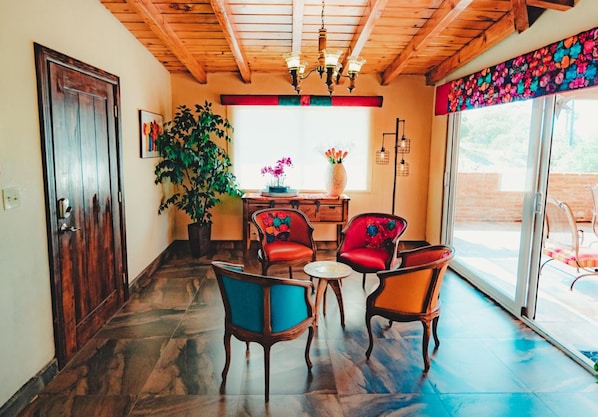 Televisión de pantalla plana