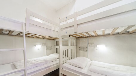 BEAT. Arts Hostel Chinatown - Image 11