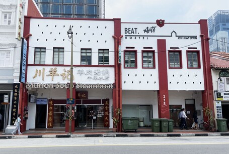 BEAT. Arts Hostel Chinatown - Image 3