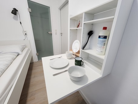 基础开间 | 免费 WiFi、床单. B & L 公寓青年旅舍