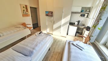 Dreibettzimmer, mit Bad | Kostenloses WLAN, Bettwäsche