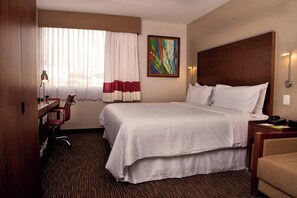 Premium bedding, minibar, in-room safe, desk - Four Points By Sheraton Queretaro Norte (Querétaro)