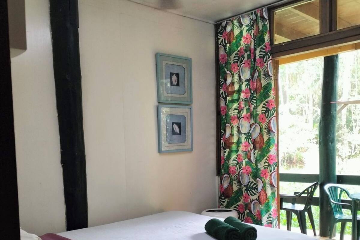 Budget Double - Pond View | In-room safe, bed sheets