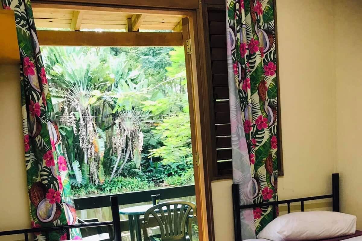 Budget Twin - Pond View | View from room