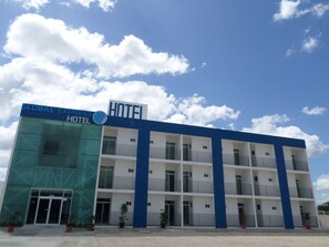 Front of property - Hotel Global Express (Escarcega)