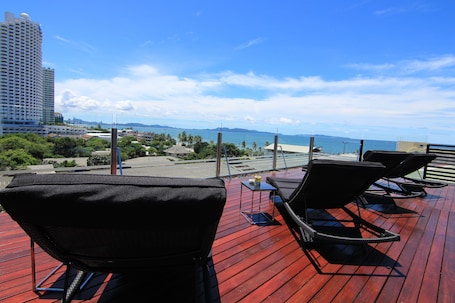 Sun deck. Inn residence serviced suites