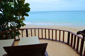 Room, Beachfront | Desk, rollaway beds, free WiFi - Sayang Beach Resort (Ko Lanta)