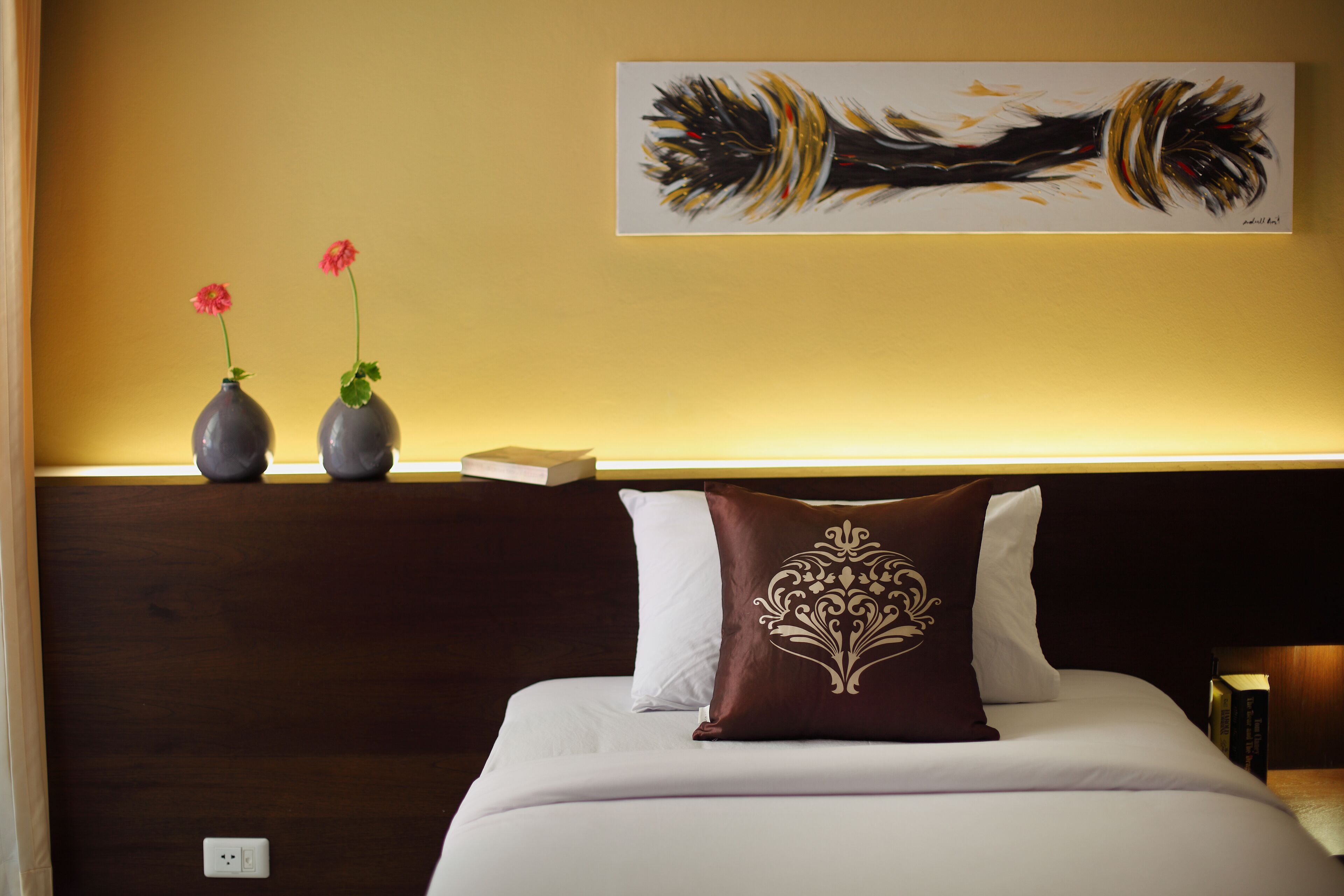 superior twin | premium bedding, in-room safe, desk, free cots/infant beds