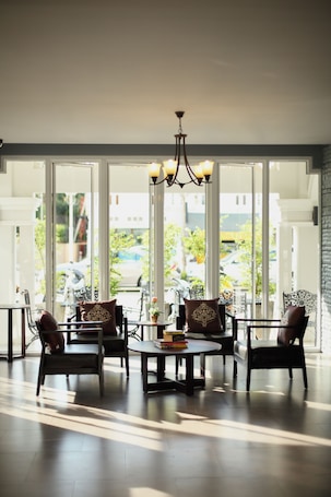 Sala de estar en el lobby. Samkong Place