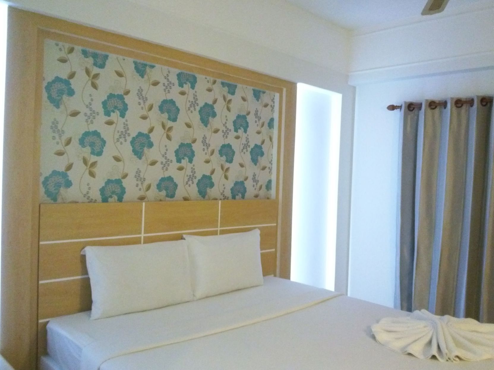 Caja fuerte, camas supletorias, wifi gratis