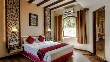 Deluxe Room | 2 bedrooms, premium bedding, memory-foam beds, minibar