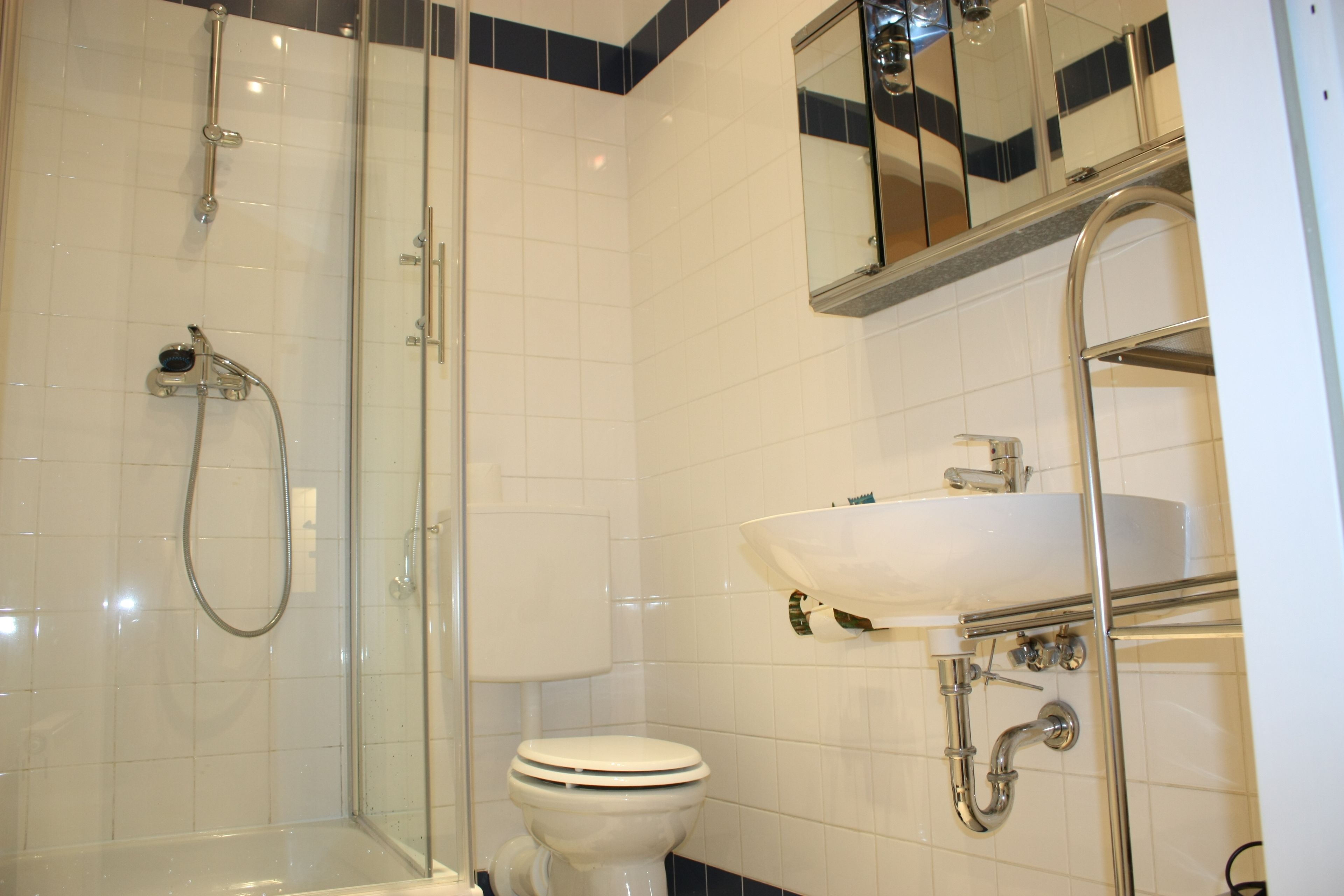 Basic Apartment, 1 Bedroom | Bathroom | Shower, hair dryer, towels