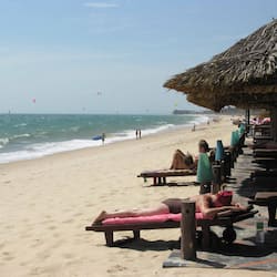 Private beach, sun loungers, beach umbrellas, beach towels