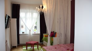 Unclassified image, 2 of 20, button - GoVienna Park Apartment (Vienna)