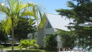 Exterior - Nanachart Beach Home (Bang Saphan)