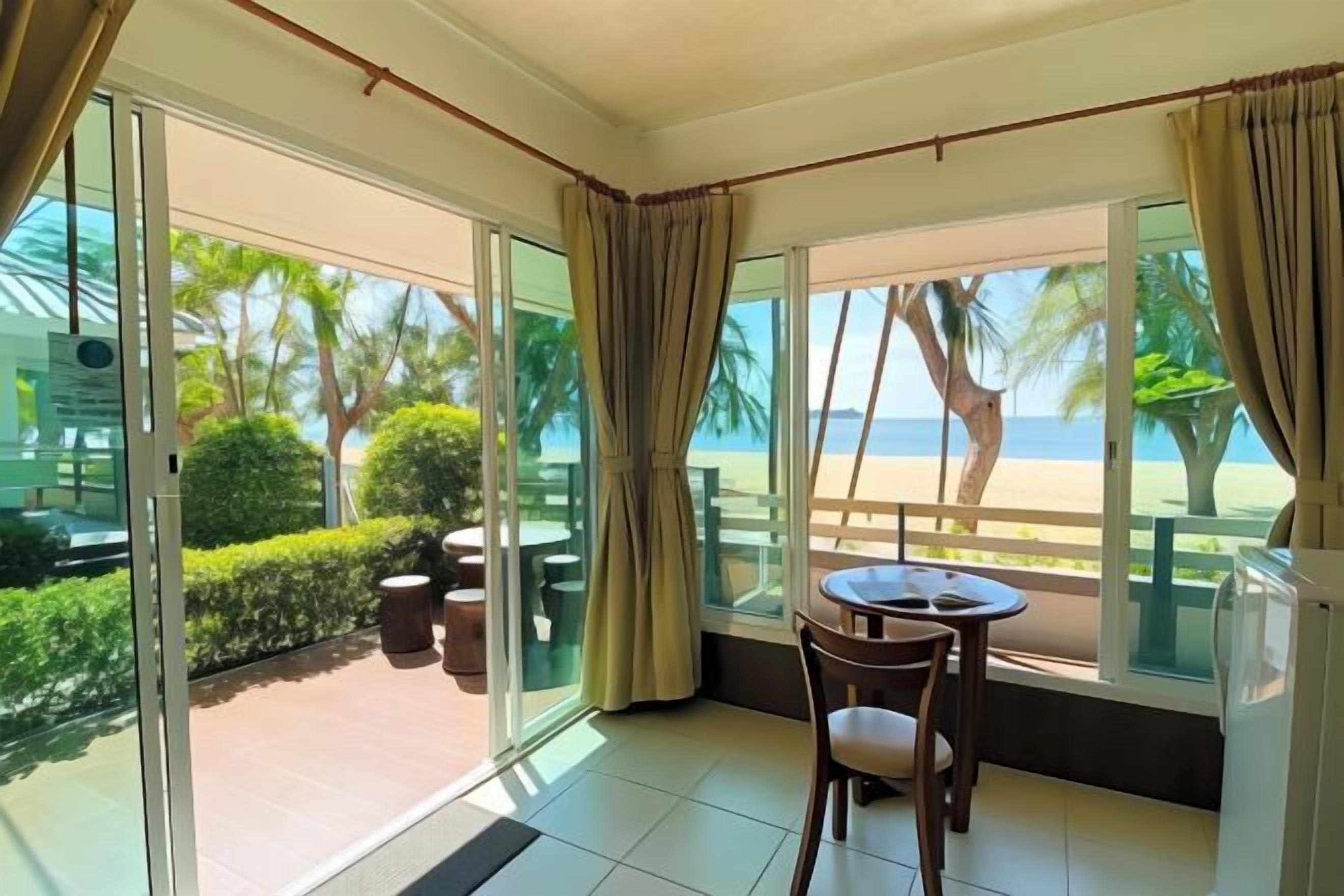 Aamiainen, lounas ja illallinen; thaimaalainen keittiö 