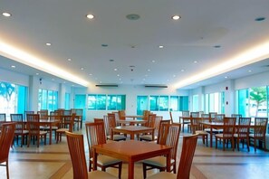 Unclassified image, 4 of 71, button - Laemsing Natural Beach Resort (Laem Sing)
